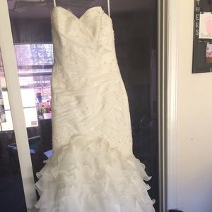 Wedding dress